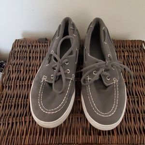 Mens shoes